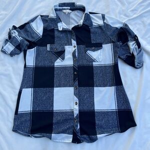 Eden & Olivia Navy and White Plaid Blouse